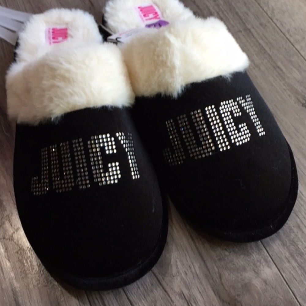 🛑SOLD Juicy Couture Rhinestone Faux Fur Slippers